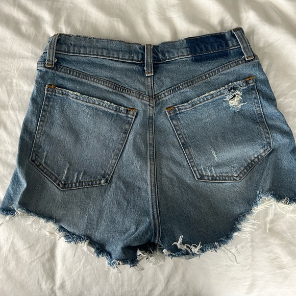 Abercrombie Curve Love Mom Shorts - Picture 2 of 4